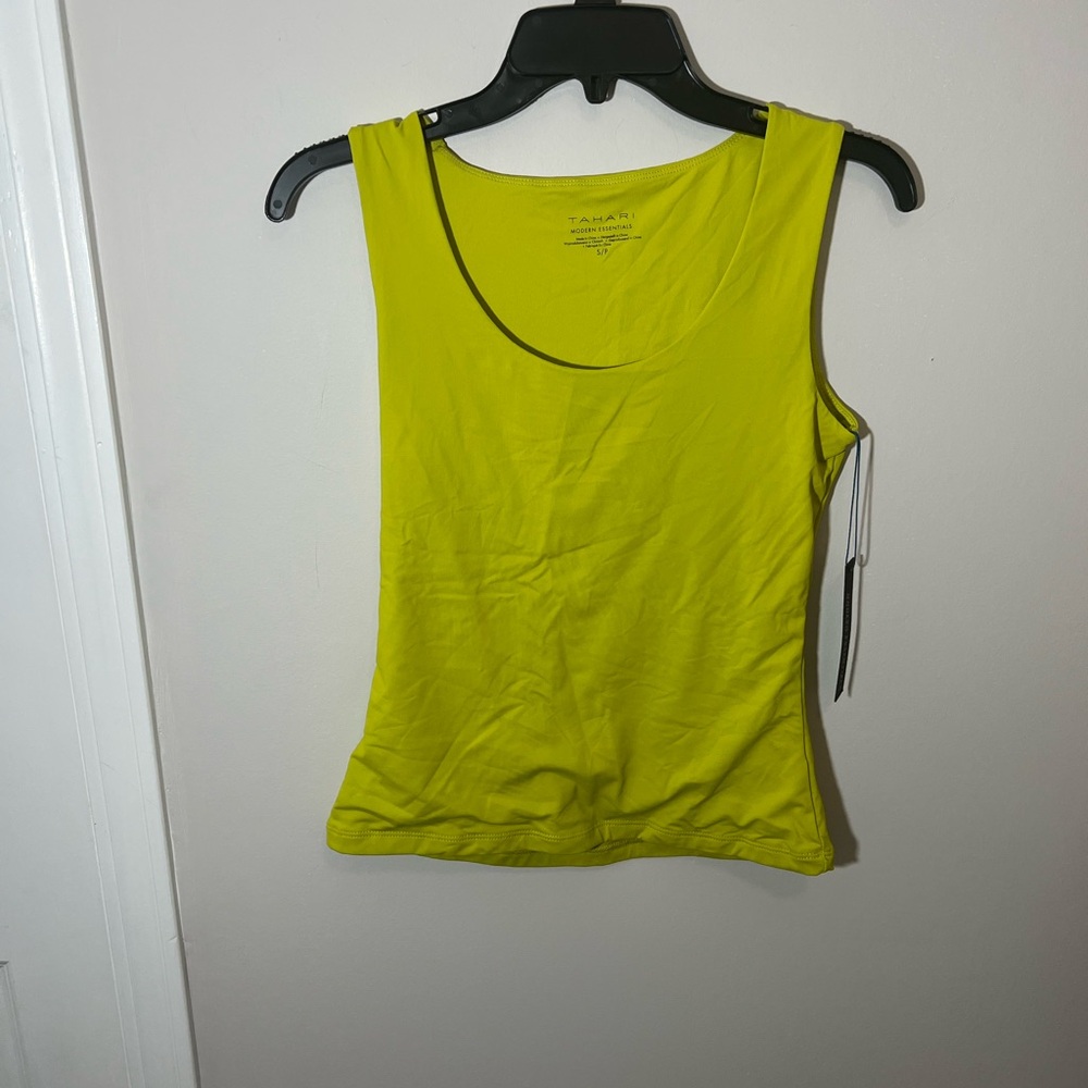 NWT Tahiti Modern Essentials scoop neck tank top